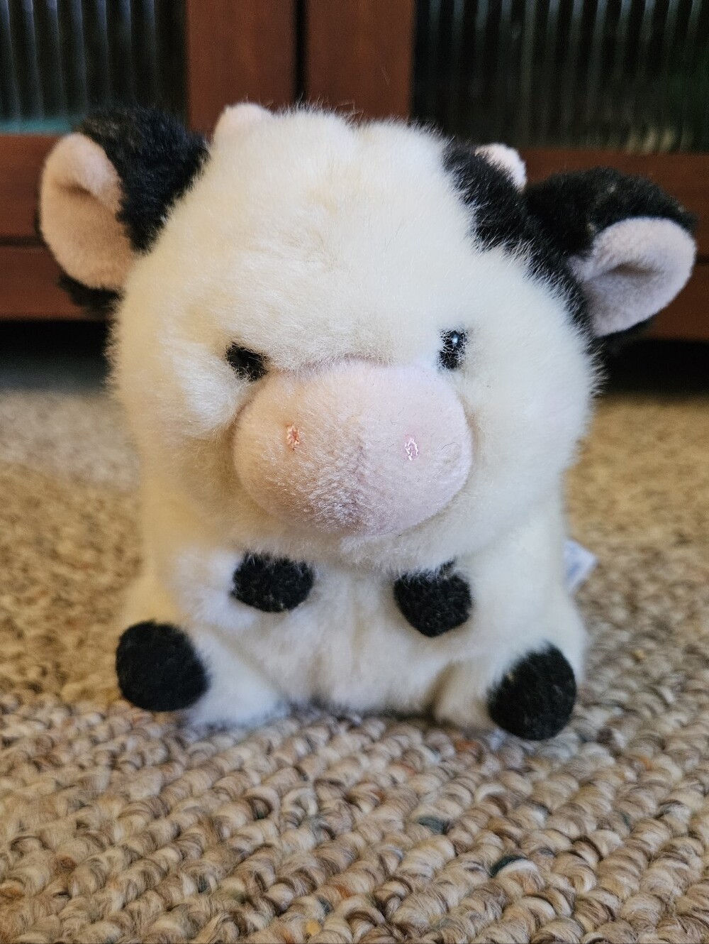 Aurora Rolly Pet Black And White Cow